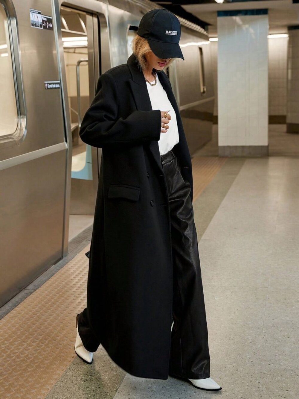 black Women's Minimalist Casual Long Sleeve jacket coat - Picture 7 of 7